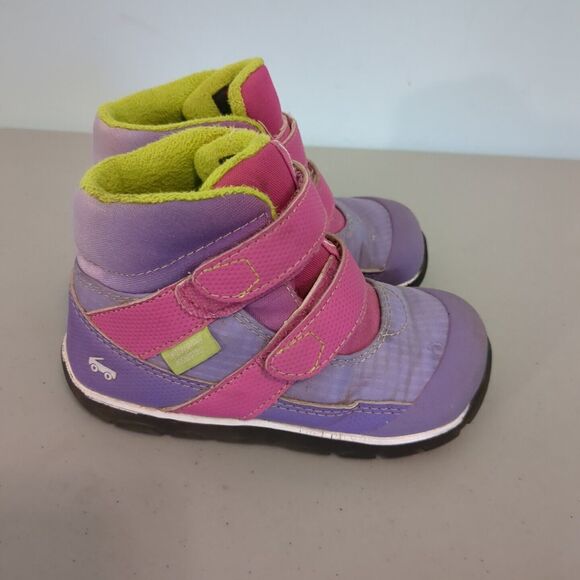 See Kai Run Atlas II Waterproof Winter Boots Size 6 - Picture 1 of 5